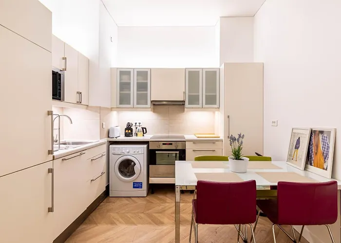 Guestready - Chic And Central Near Attractions * Paris