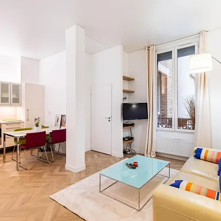 Guestready - Chic And Central Near Attractions Parijs