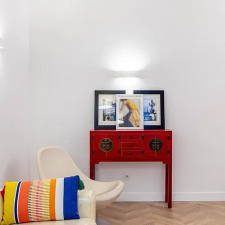 Guestready - Chic And Central Near Attractions Appartement